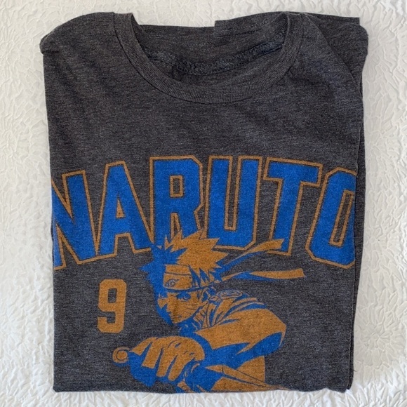 Naruto Shippuden Collection "Naruto Blades Out" Graphic Short Sleeve T-Shirt - Picture 1 of 5